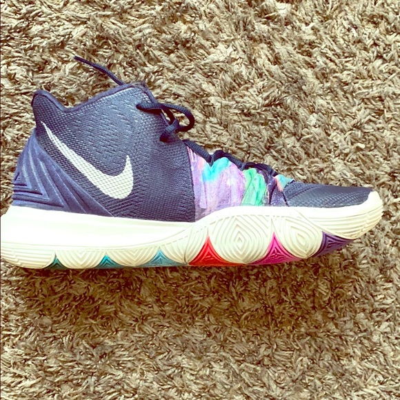 nike kyrie galaxy